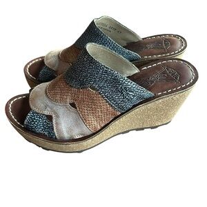 NWOB Fly London Multicolor Wedge Sandals Size 41
